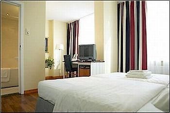 Hotel Tulip Inn Rotterdam Zewnętrze zdjęcie